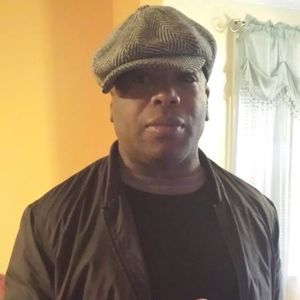 Meet your Posher, Derrick